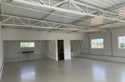Prédio comercial com 500m² disponível para venda e locação