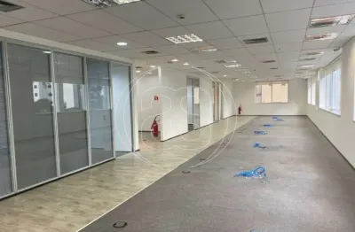 Conjunto comercial aluga-se 3º todo - 503m² de área útil