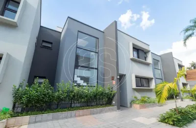 Sobrado  em condominio fechado novo   brooklin velho