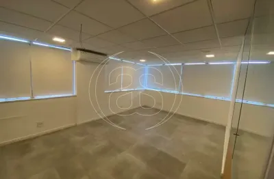 Sala comercial à venda na Alameda Santos, 1893, Cerqueira César, São Paulo