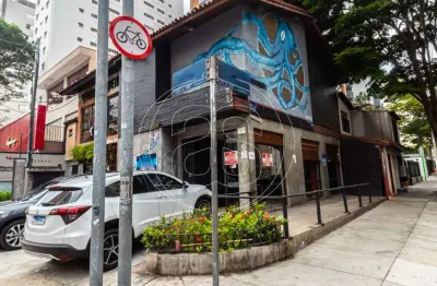 Casa comercial à venda na Rua Inhambú, 687, Moema, São Paulo