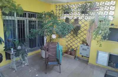 Casa com 4 quartos e 4 banheiros à venda, 230 m² por r$ 1.540.000
