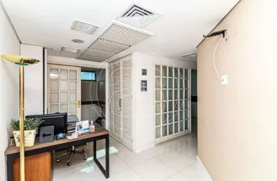 Conjunto comercial - atividade exercido na área da saúde