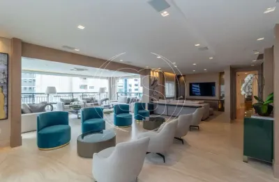 Apartamento com 3 quartos à venda na Avenida Chibarás, 74, Moema, São Paulo