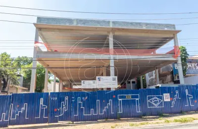 Loja comercial em indianópolis com 2.500² e 20 vagas!