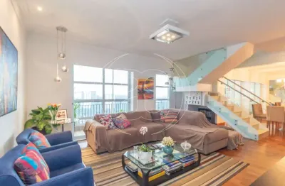 Cobertura no alto da boa vista com 311m2, 3 suítes e 4 vagas, além de piscina e linda vista
