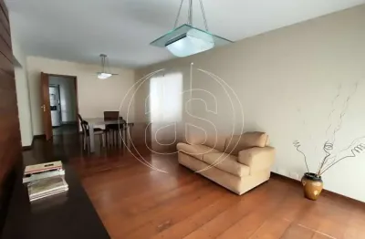 Apartamento com 3 quartos para alugar na Avenida Jacutinga, 352, Moema, São Paulo