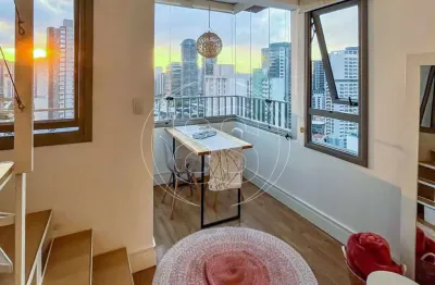 Brooklin. Studio duplex novo. Mobiliado e decorado- pronto para morar!