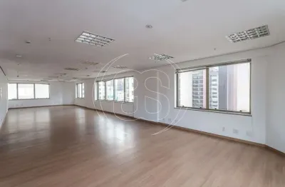 Conjunto 116mt² para locação com vagas de garagem no itaim bibi