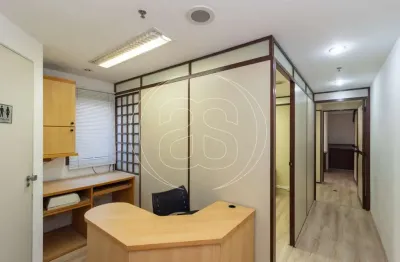 Sala comercial com 3 salas para alugar na Avenida Iraí, 79, Moema, São Paulo