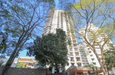 Excelente apartamento de 250m² a venda - totalmente reformado