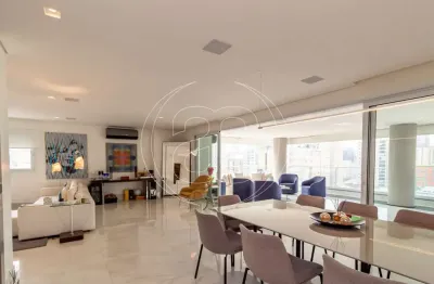 Apartamento com 3 quartos à venda na Avenida Jurucê, 506, Moema, São Paulo