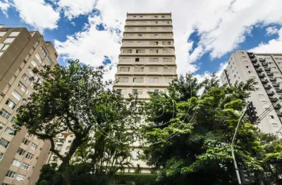 Apartamento com 3 quartos para alugar na Avenida Sabiá, 699, Moema, São Paulo