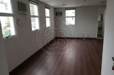 Sala comercial na região do brooklin, com 30m², 1 vaga e 1 banheiro!
