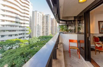 Apartamento residencial na região de moema pássaros, com 155m², 4 dormitórios e 3 suítes!