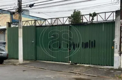 Excelente terreno comercial com estrutura pronta e localização estratégica!