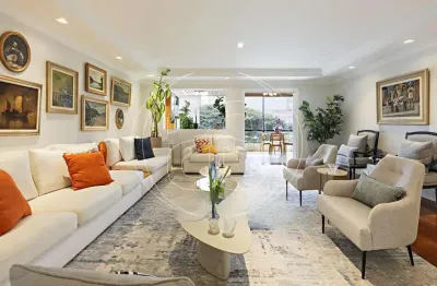 Apartamento moema pássaros! frente para verde! 325,00 m² úteis! luxo e conforto!