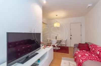 Apartamento residencial na região de moema pássaros, com 42m², 1 dormitório e 1 sala!