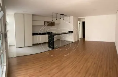Apartamento com 2 quartos para alugar na Alameda dos Guaramomis, 99, Moema, São Paulo