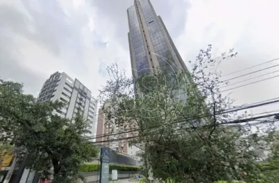 Loja comercial na região do itaim bibi, com 294m², 4 salas e 4 banheiros!