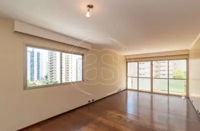 Apartamento residencial na região de moema pássaros, com 147m², 3 dormitórios e 1 suíte!