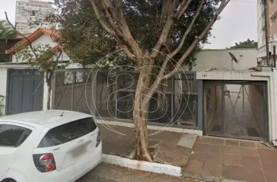 Excelente oportunidade no coração do campo belo! casa com 300 m² de terreno e 230 m² de área útil!
