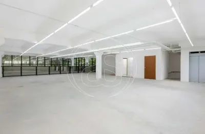 Prédio com 4 salas para alugar na Avenida Morumbi, 4682, Morumbi, São Paulo