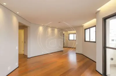 Apartamento à venda em moema com 200m², 4 quartos sendo 2 suítes e 3 vagas de garagem
