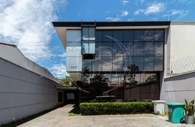 Casa comercial com 11 salas para alugar na Avenida Indianópolis, 1927, Moema, São Paulo