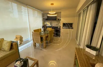 Apartamento à Venda - Moema com 4 Suítes e 4 vagas, 210 m² e varanda gourmet