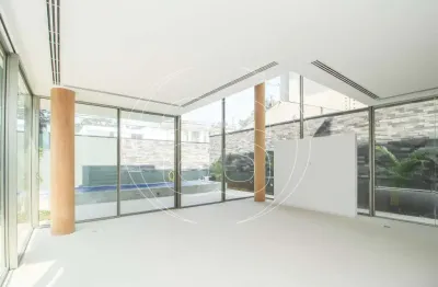 Casa em condomínio fechado à venda em moema, 636 m² úteis.