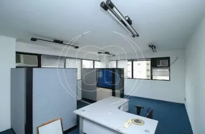 Sala comercial com 3 salas para alugar na Alameda Iraé, 620, Moema, São Paulo