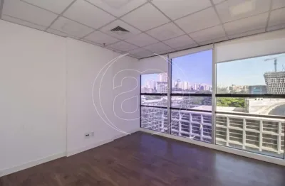 Sala comercial com 1 sala para alugar na Rua Alexandre Dumas, 2220, Chácara Santo Antônio, São Paulo