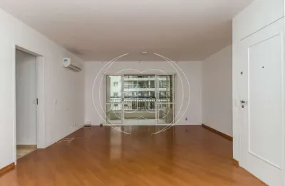 Apartamento com 3 quartos para alugar na Avenida Jandira, 79, Moema, São Paulo