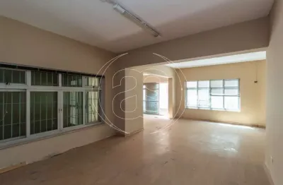 Casa comercial com 5 salas para alugar na Rua Pascal, 1237, Campo Belo, São Paulo