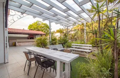 Casa de 233m² com 5 quartos à venda vila nova caledônia