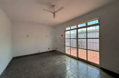 Casa de 149m² com 03 quartos sendo 01 suíte à venda - Jardim Macedo