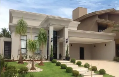 Casa de 201m² com 03 quartos sendo 01 suite à venda em condomínio - Brodowski