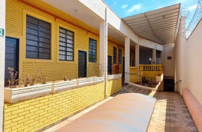 Prédio comercial de 775m² com 10 salas à venda - Jardim Paulistano