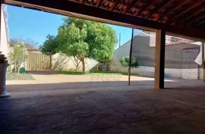 Casa com 2 quartos à venda no Jardim das Rosas, Jardinópolis 