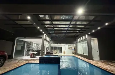 Chácara de 400m² com 03 suítes e 1.200m² de terreno à venda em condomínio - Jardinópolis