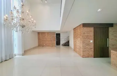 Casa térrea de 295m² com 03 suítes à venda em condomínio - Bella Città