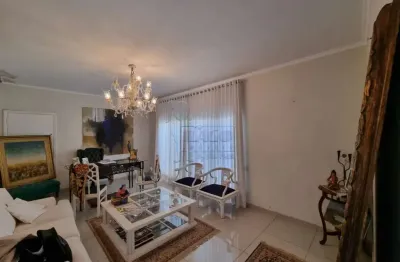 Casa assobradada com 05 quartos para locação - Alto da Boa Vista