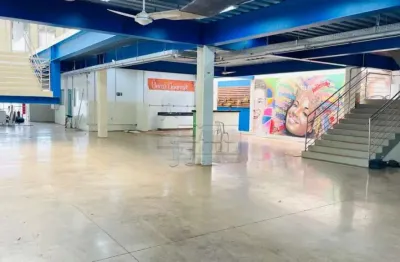 Prédio comercial de 2020m² com 10 salas para locação - Jardim Sumaré