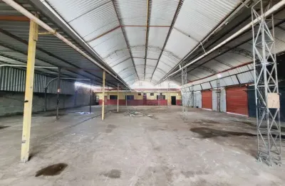 Casa comercial com galpão de 600m² e escritório para locação - Vila Carvalho