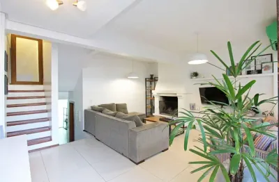 Casa em condomínio fechado com 3 quartos à venda na rua liberal, 1300, tristeza, porto alegre, 209 m2 por r$ 620.000