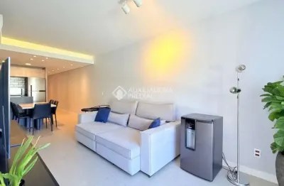 Apartamento com 2 quartos à venda na rua artur rocha, 397, auxiliadora, porto alegre, 77 m2 por r$ 880.000
