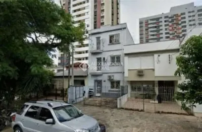 Prédio à venda na rua domingos crescêncio, 147, santana, porto alegre, 180 m2 por r$ 600.000