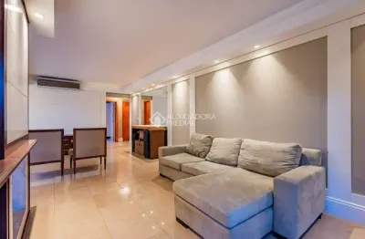 Apartamento com 3 quartos à venda na avenida luiz manoel gonzaga, 100, três figueiras, porto alegre, 143 m2 por r$ 1.500.000