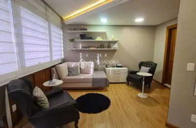 Sala comercial à venda na avenida taquara, 438, petrópolis, porto alegre, 39 m2 por r$ 215.000
